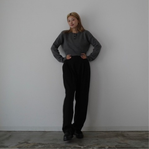 レディース　ヘンリーネックニットプルオーバー（hideka）