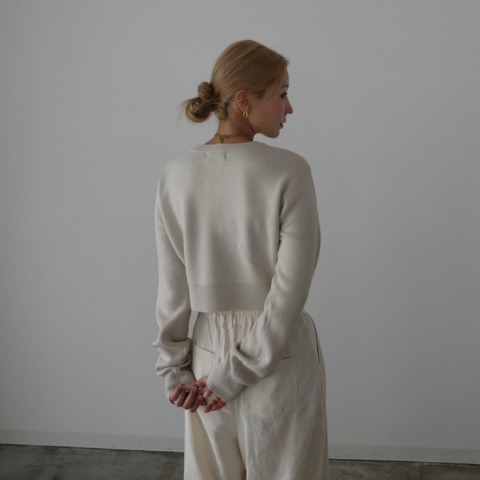 レディース　ヘンリーネックニットプルオーバー（hideka）