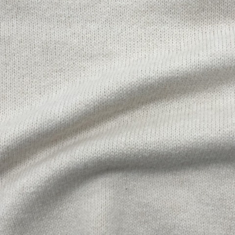 レディース　ダイヤ柄ケーブル編み サクランボニットプルオーバー(maki)