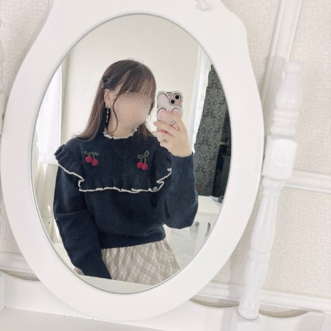 レディース　ダイヤ柄ケーブル編み サクランボニットプルオーバー(maki)