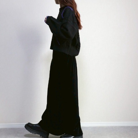 レディース　ステッチ使いケーブル柄ニットプルオーバー（pen）