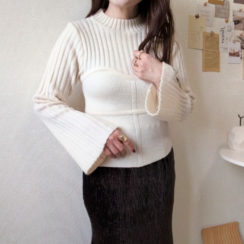 レディース　ライン切り替えリブニットプルオーバー（Daaco）