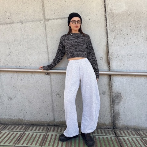 レディース　クロップド丈ニットプルオーバー（kaoru）