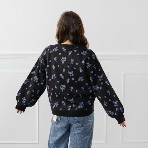 レディース　花柄ニットプルオーバー(yuki×Taiyou)