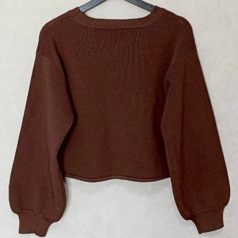 レディース　ショート丈ニットプルオーバー（ちゃな）