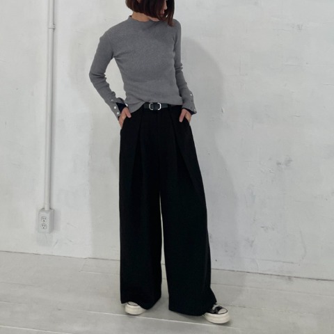 レディース　袖ボタン配色ニットプルオーバー（natsuki）