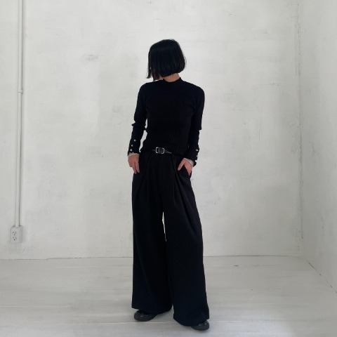 レディース　袖ボタン配色ニットプルオーバー（natsuki）