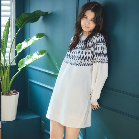 レディース　求心柄ニットワンピース（2PINK）