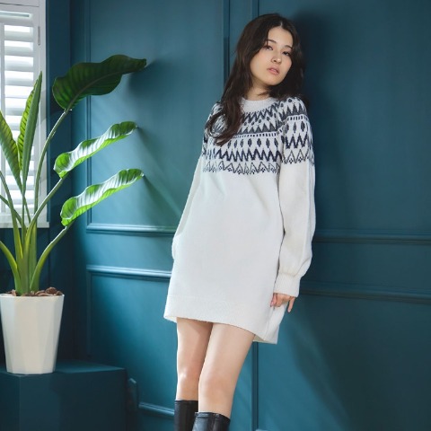 レディース　求心柄ニットワンピース（2PINK）