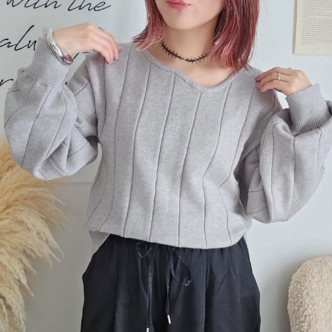 レディース　ネックウェーブニットプルオーバー（りんご）