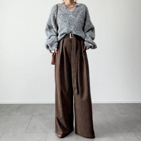 レディース　キーネックニットプルオーバー（yumi）