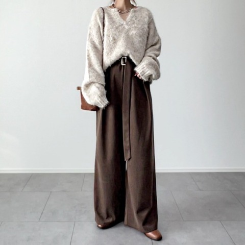 レディース　キーネックニットプルオーバー（yumi）