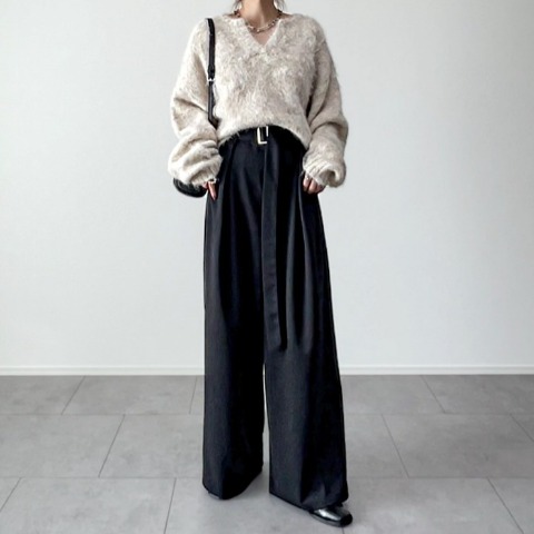 レディース　キーネックニットプルオーバー（yumi）