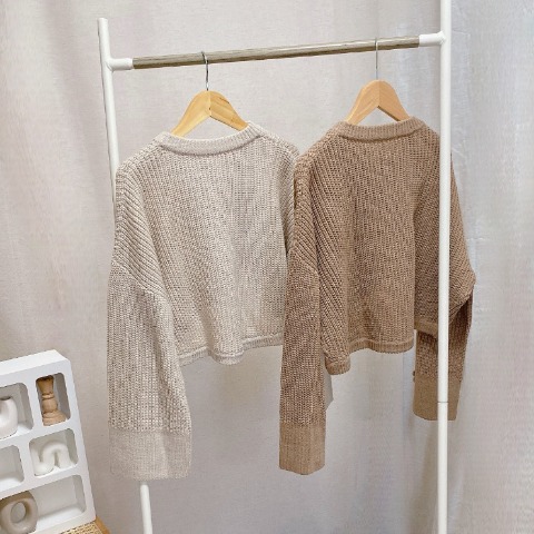 レディース　短丈ニットカーディガン（akane）