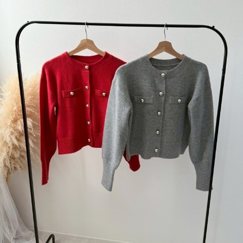 レディース　ゴールドボタンニットカーディガン（misato）