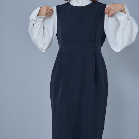 レディース　ワンピース（田中里奈）