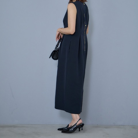 レディース　ワンピース（田中里奈）