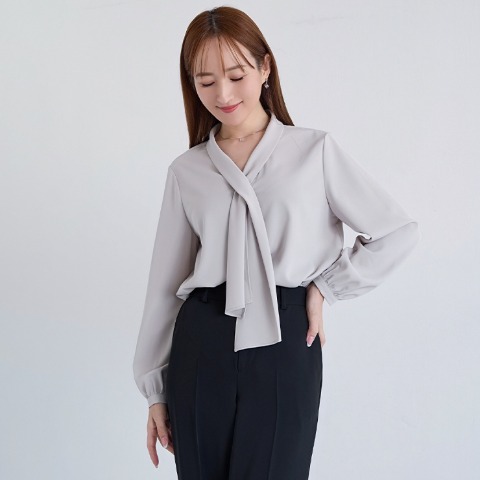 レディース　ブラウス(どこでもっと！)