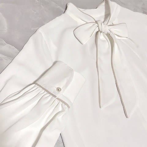 レディース　ブラウス(どこでもっと！)