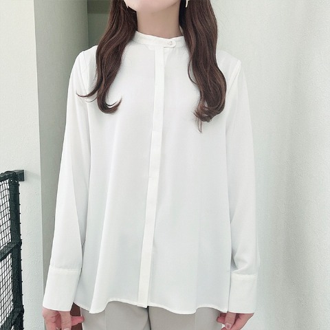 レディース　ブラウス（ririka）