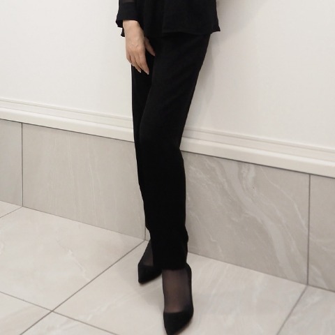 レディース　フォーマルパンツ（星玲奈）
