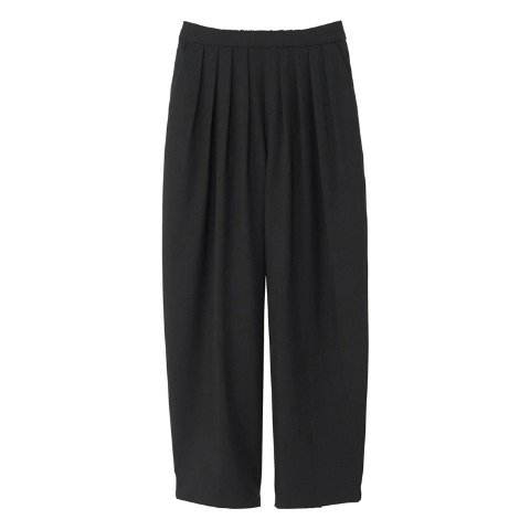 レディース　パンツ（早川ちひろ）