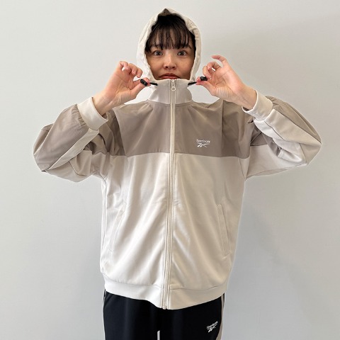 レディース　ジャケット（Reebok）