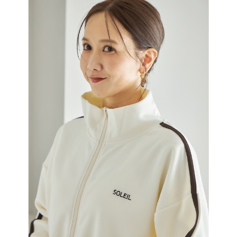 レディース　トラックジャケット（田中里奈）