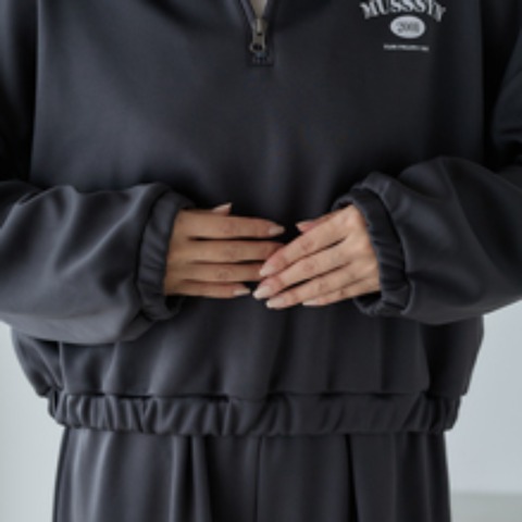 レディース　プルオーバー（田中里奈／FIBER HEAT ACTIVE）