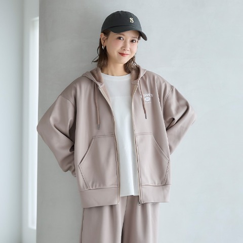 レディース　パーカ（田中里奈／FIBER HEAT ACTIVE）