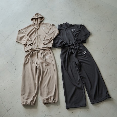 レディース　パーカ（田中里奈／FIBER HEAT ACTIVE）