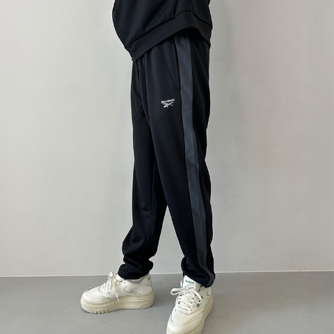 レディース　パンツ（Reebok）