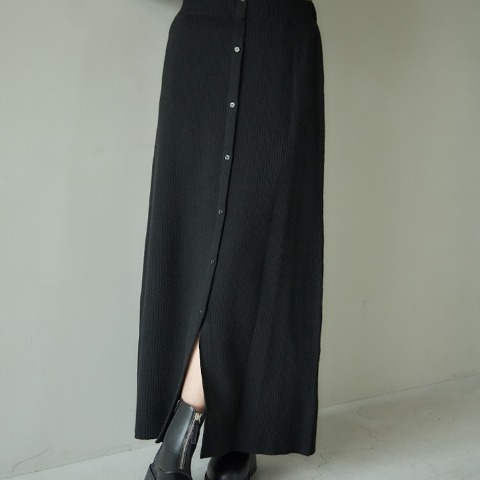 レディース　ナロースカート（田中里奈）