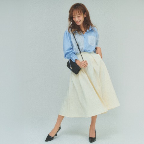 レディース　フレアスカート（西山茉希）