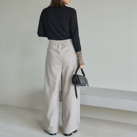 レディース　ワイドパンツ(田中里奈）