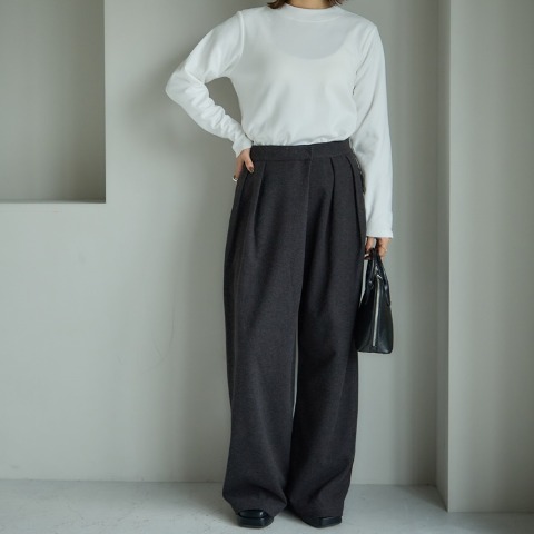 レディース　ワイドパンツ(田中里奈）