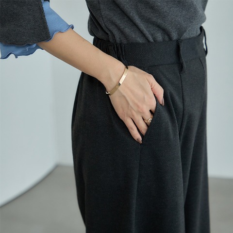 レディース　コクーンパンツ（田中里奈）