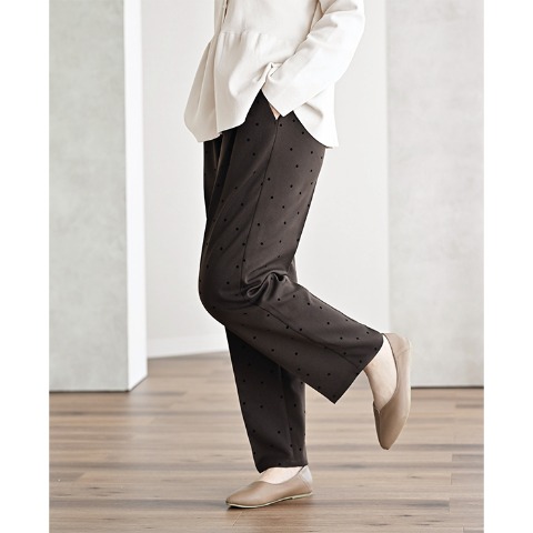 レディース　テーパードパンツ（MUMU)