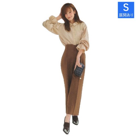 レディース　ストレートパンツ（西山茉希）