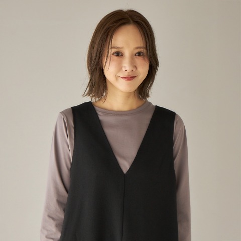 レディース　ベスト+ジャンパースカートセット（田中里奈）