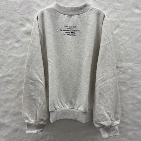 レディース　裏起毛ロゴトレーナー（おかだゆり）