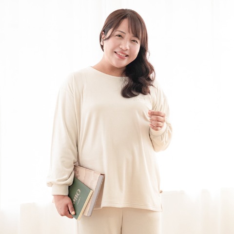 レディース　トレーナー（ホカロン×Hina）