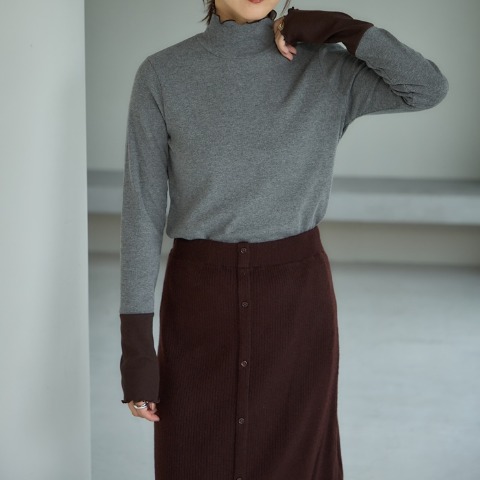 レディース　袖配色プルオーバー（田中里奈）