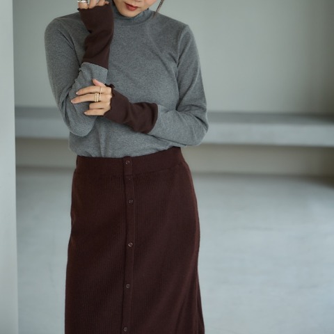 レディース　袖配色プルオーバー（田中里奈）