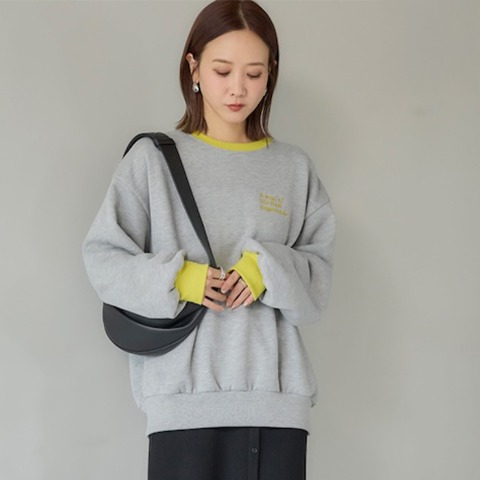 レディース　配色トレーナー（田中里奈）