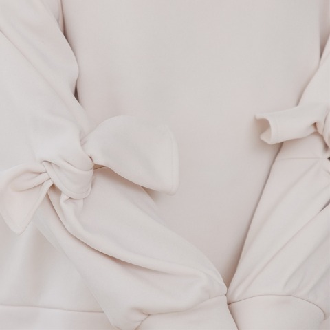 レディース　袖リボンプルオーバー（Hina）