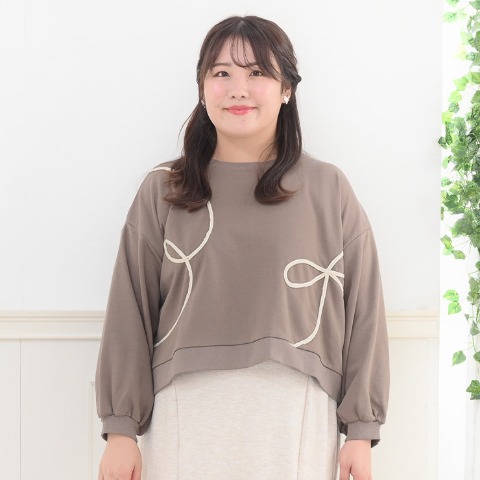 レディース　刺繍プルオーバー（Komachi）