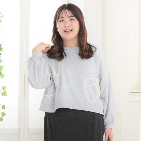 レディース　刺繍プルオーバー（Komachi）