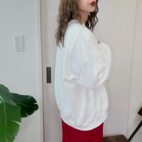 レディース　刺繍ロゴプルオーバー（NON）