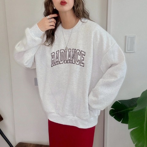 レディース　刺繍ロゴプルオーバー（NON）